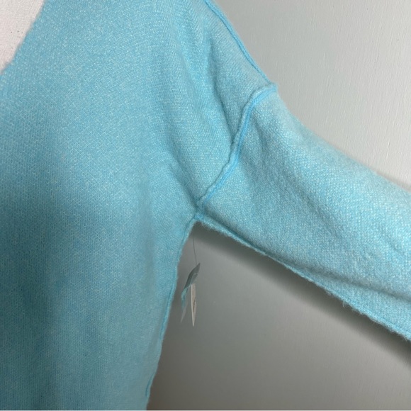 Free People Sweater Weather Oversized V Neck Sweater XS NWT - Picture 10 of 14